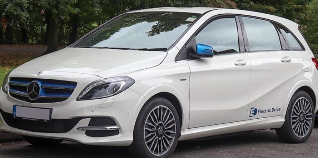 2018 Mercedes Benz B Class Electric Drive Electric Art Premium Front, tags: die sich der und - CC BY-SA